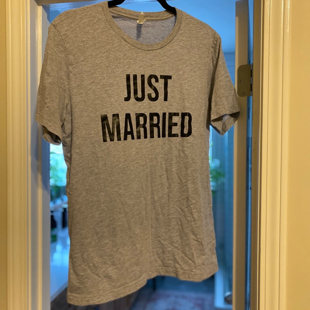 Gray Bella Canvas “Just Married” tshirt size Large